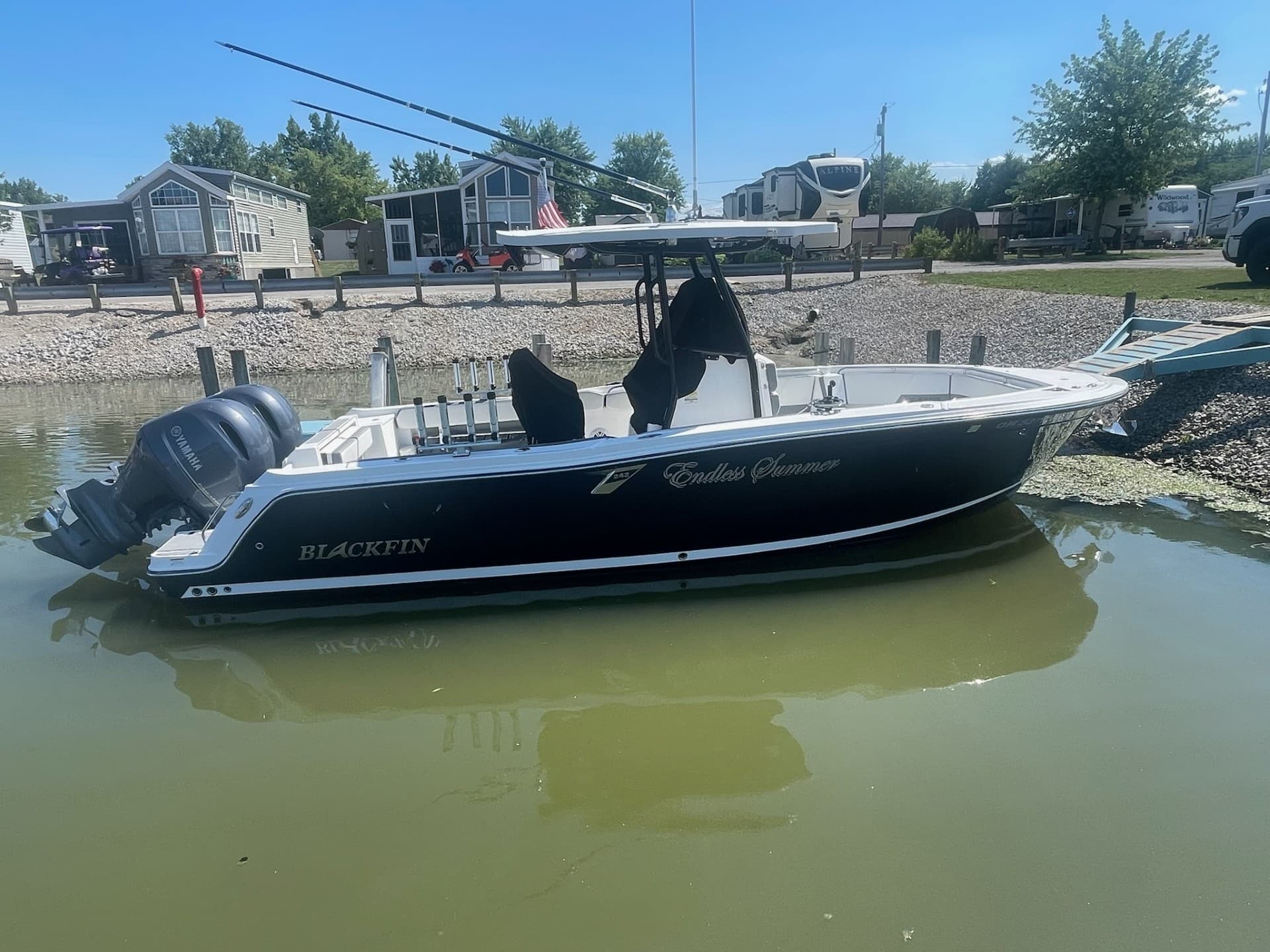 2019 Blackfin 242 CC